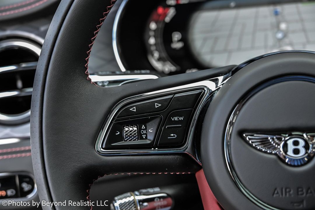 2025 Bentley Flying Spur