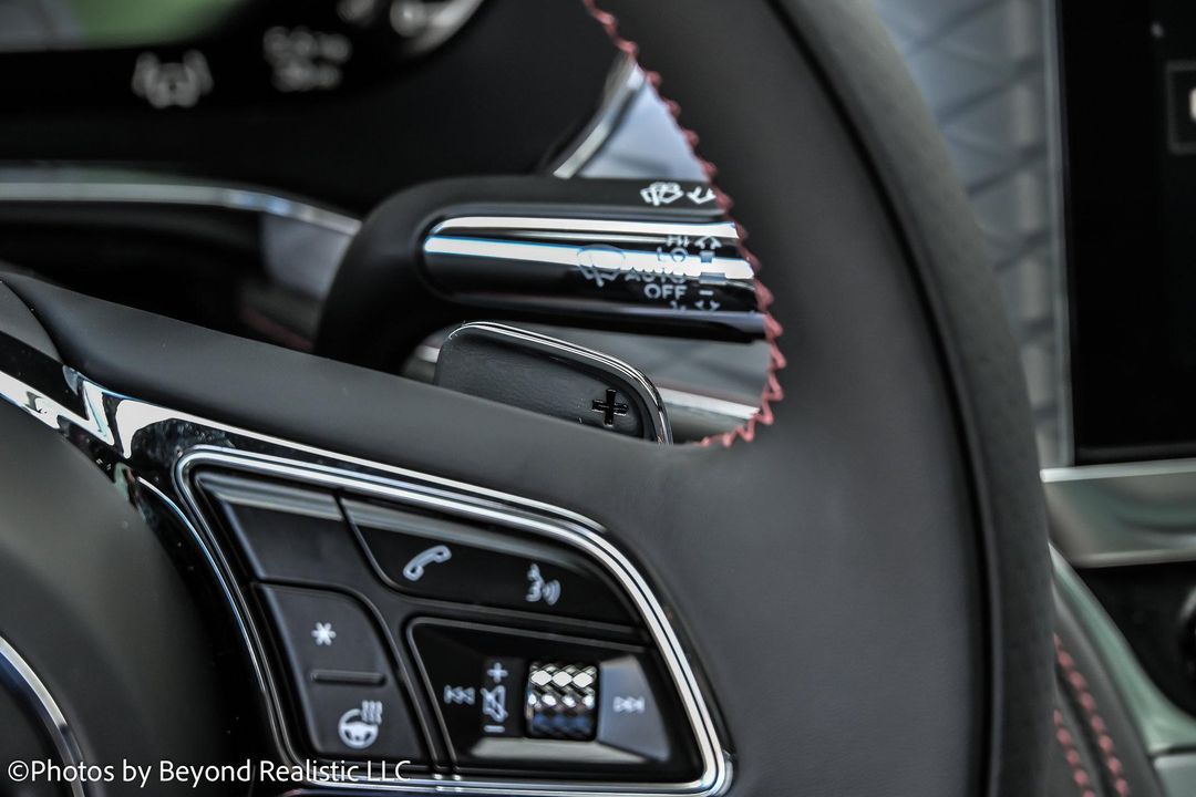 2025 Bentley Flying Spur