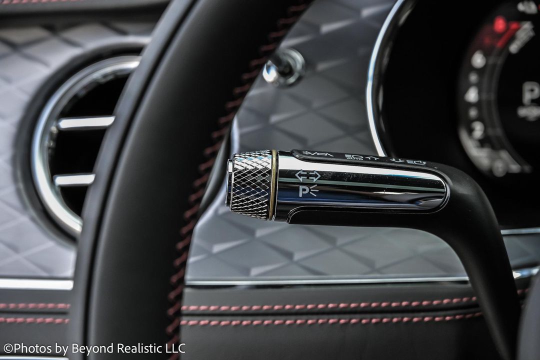 2025 Bentley Flying Spur