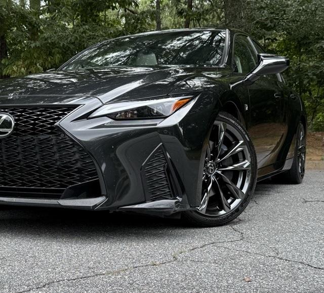 2022 Lexus IS