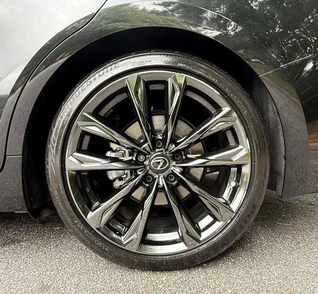2022 Lexus IS