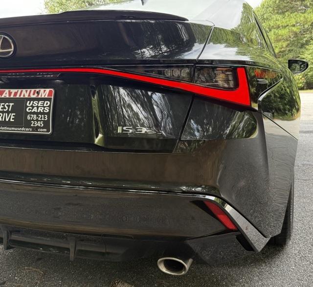 2022 Lexus IS