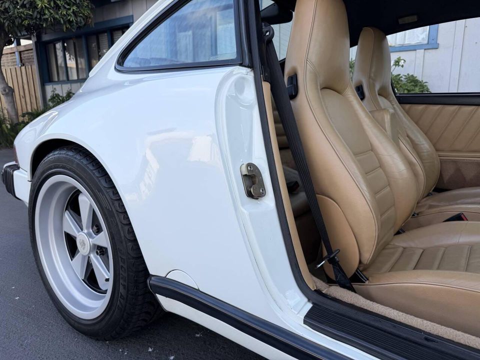 1989 Porsche 911