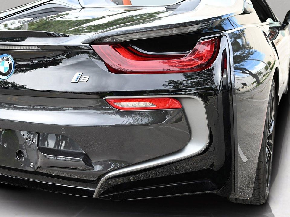 2019 BMW i8