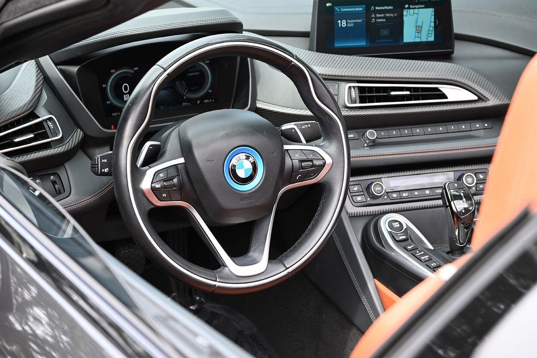 2019 BMW i8