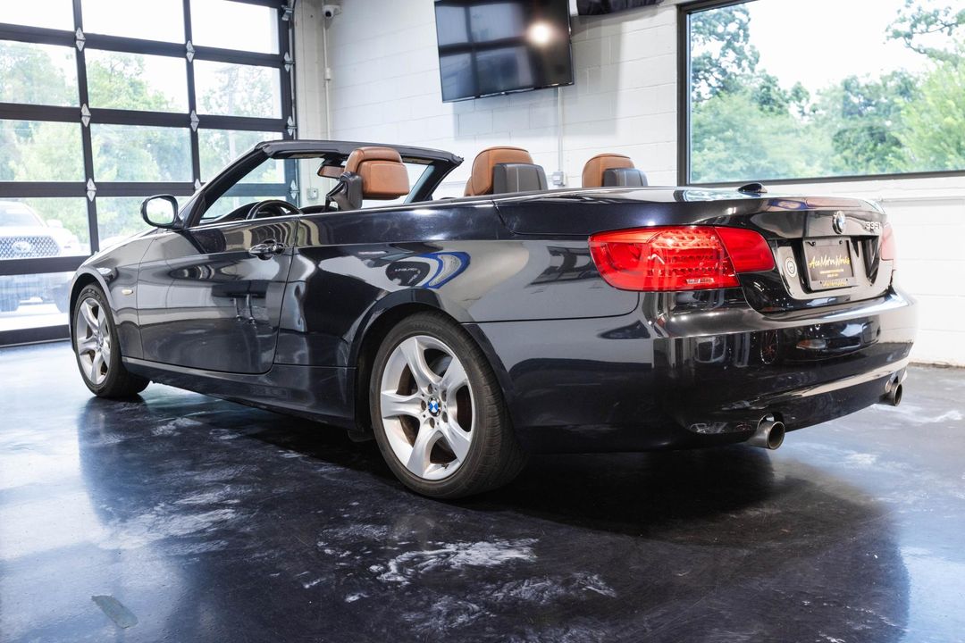 2011 BMW 3 Series