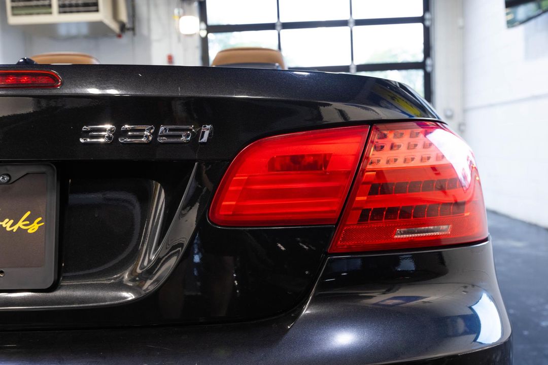 2011 BMW 3 Series