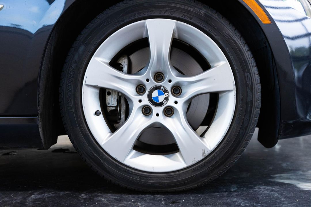 2011 BMW 3 Series