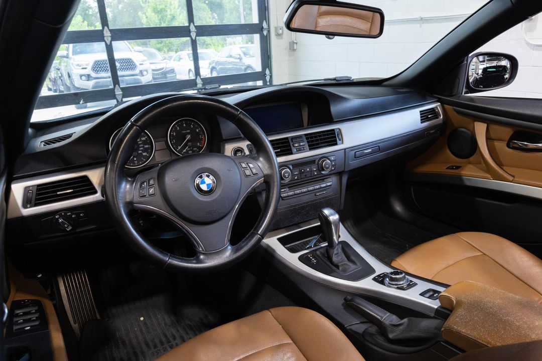 2011 BMW 3 Series