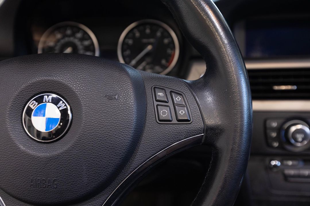 2011 BMW 3 Series