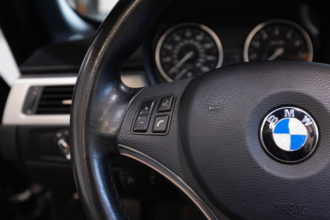 2011 BMW 3 Series