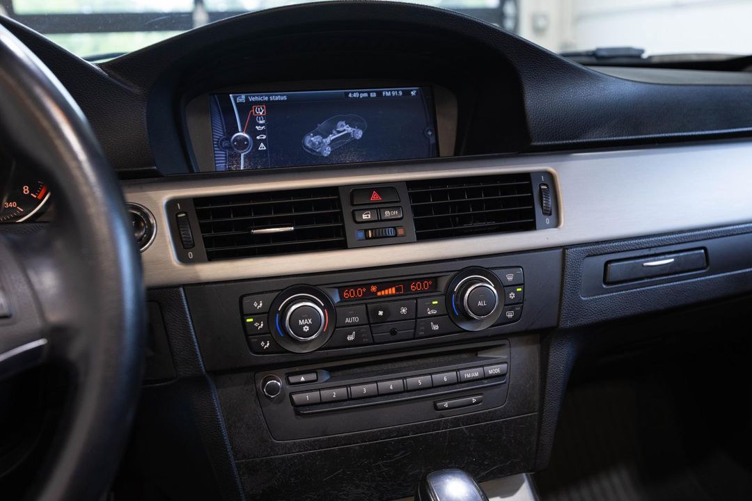 2011 BMW 3 Series