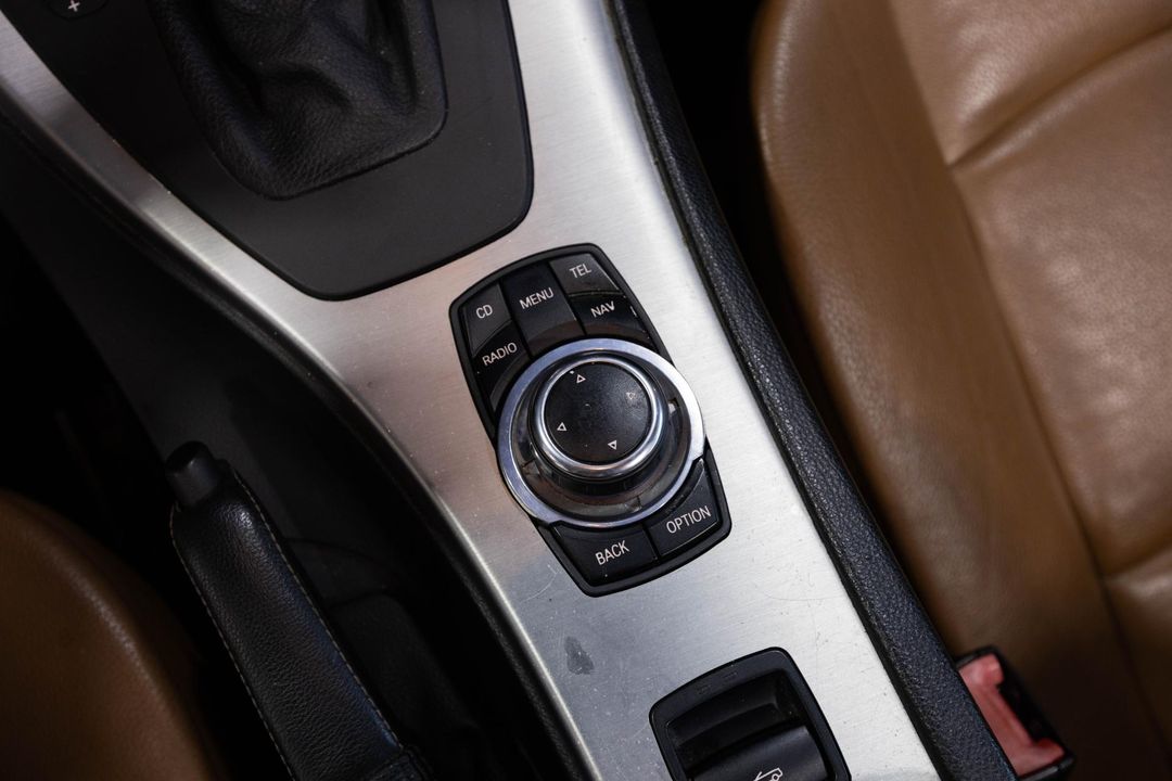 2011 BMW 3 Series