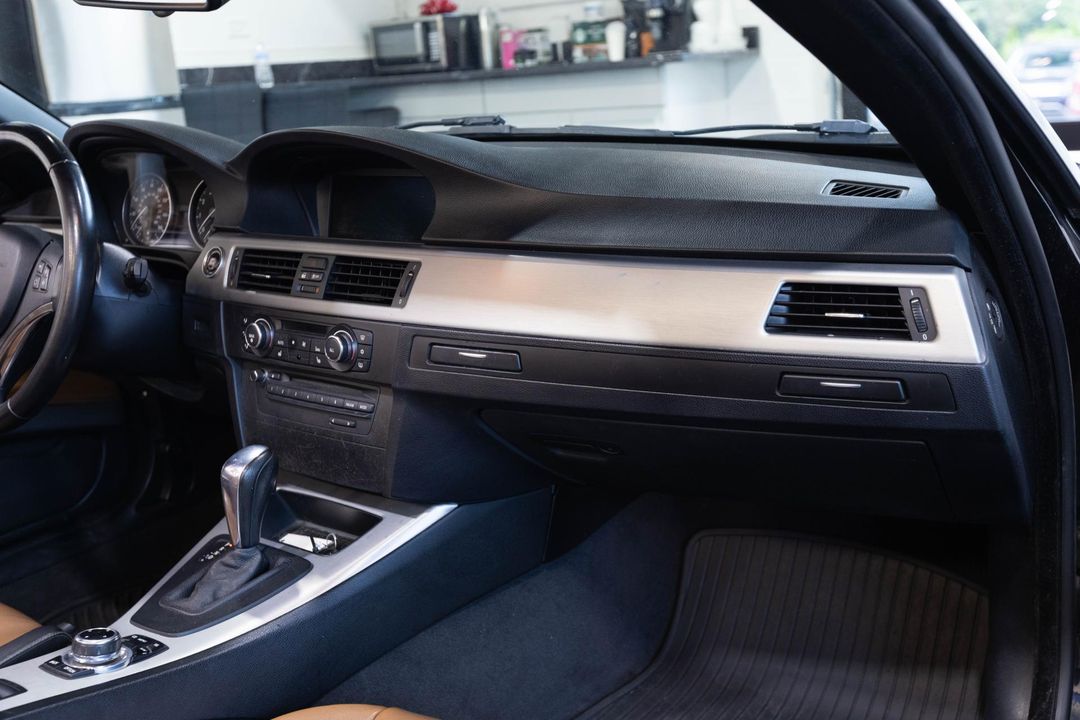2011 BMW 3 Series