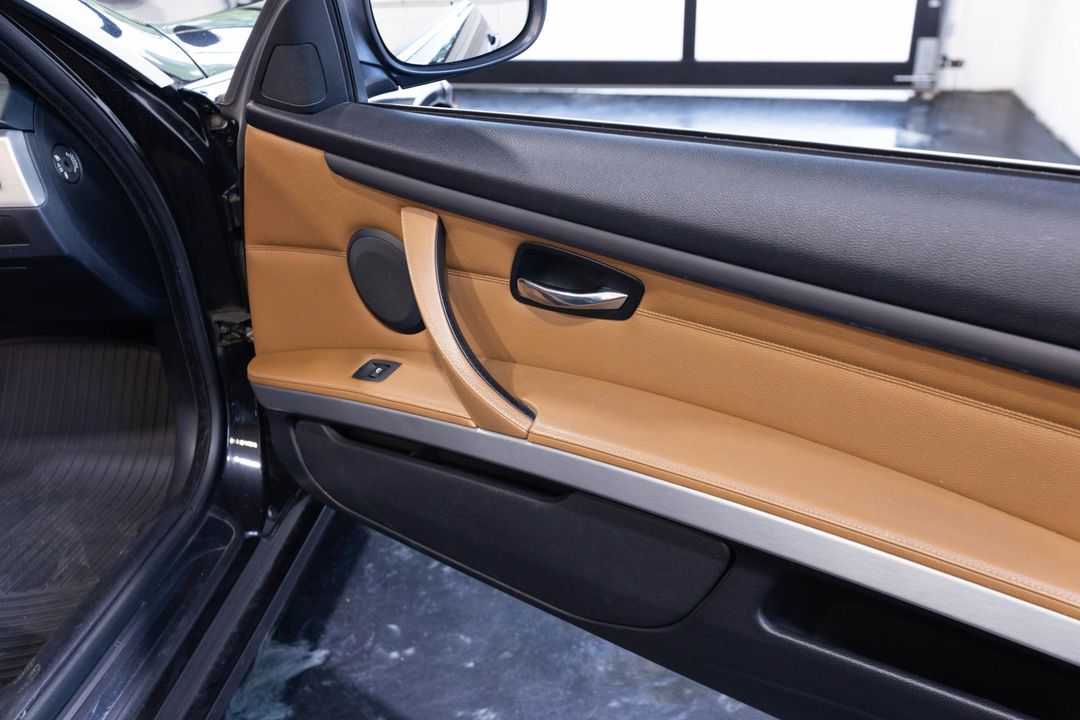 2011 BMW 3 Series