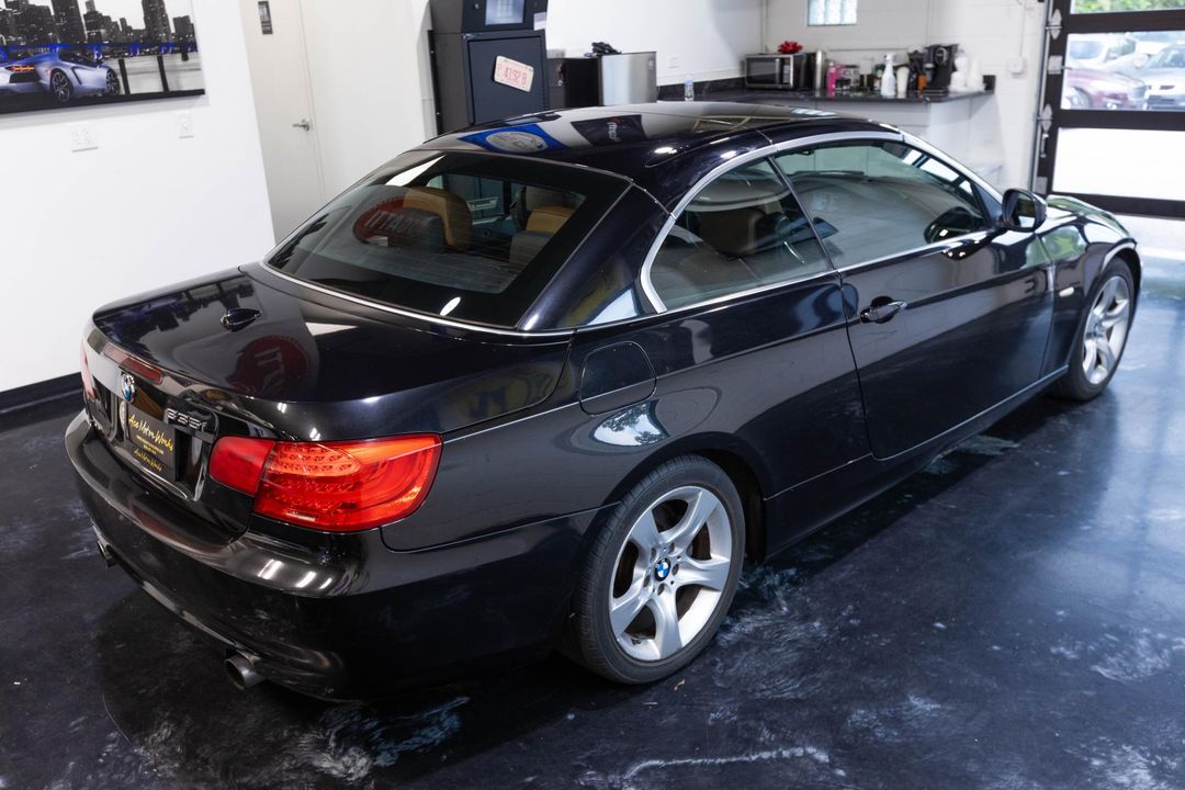 2011 BMW 3 Series