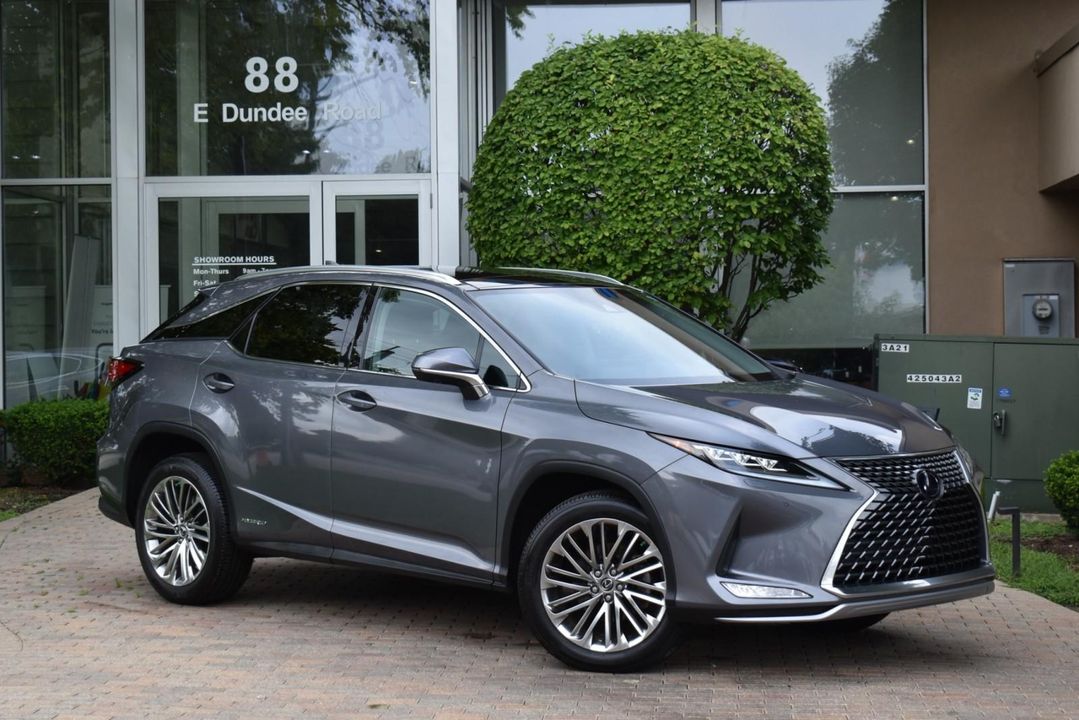 2022 Lexus RX 450h AWD w/LUXURY Pkg, Navigation, Cold weather Pkg, Heated and Ventilat