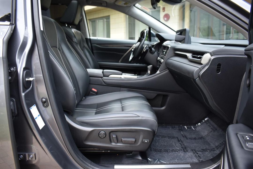 2022 Lexus RX 450h AWD w/LUXURY Pkg, Navigation, Cold weather Pkg, Heated and Ventilat
