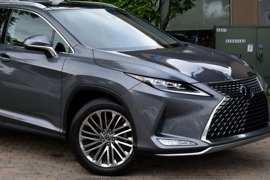 2022 Lexus RX 450h AWD w/LUXURY Pkg, Navigation, Cold weather Pkg, Heated and Ventilat