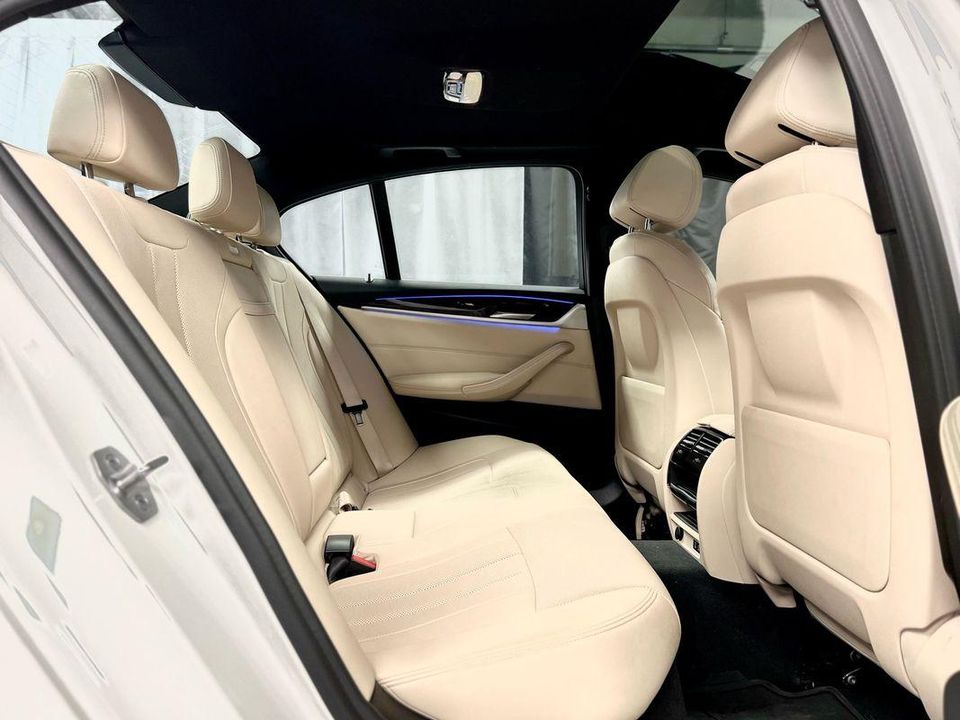 2021 BMW 5 Series