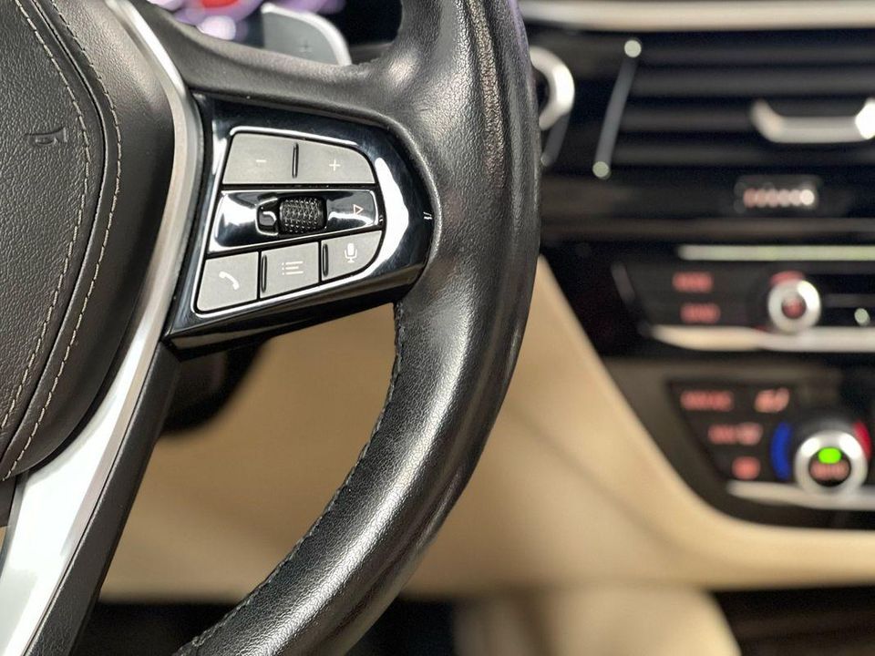 2021 BMW 5 Series