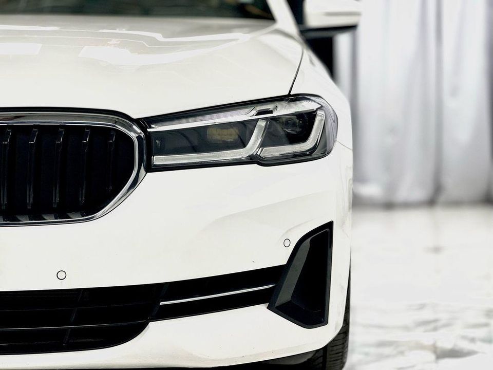 2021 BMW 5 Series