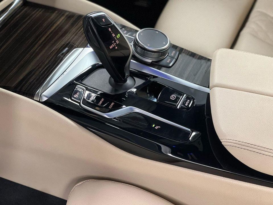 2021 BMW 5 Series