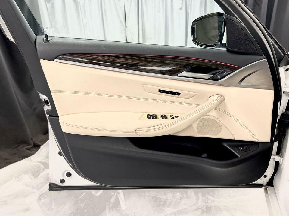 2021 BMW 5 Series