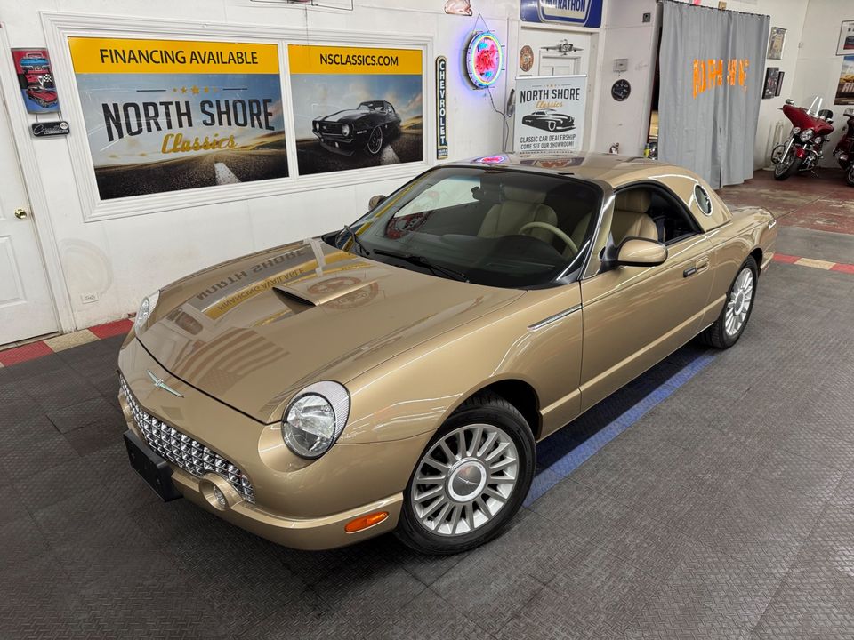 2005 Ford Thunderbird