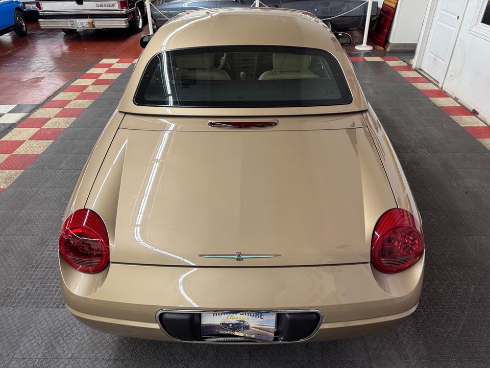 2005 Ford Thunderbird
