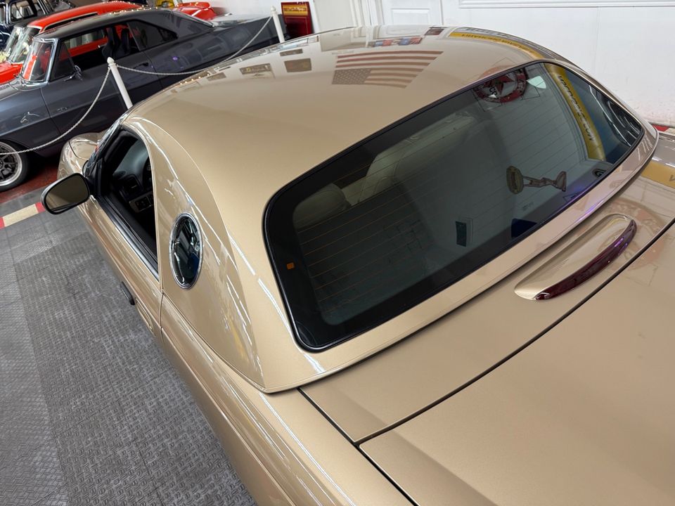 2005 Ford Thunderbird