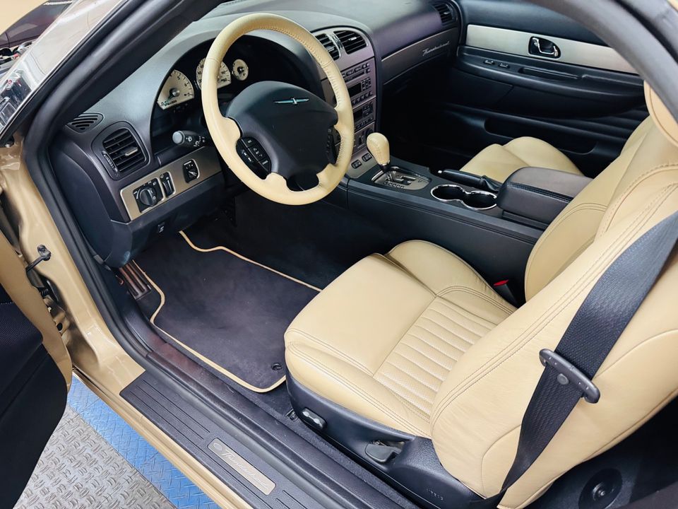 2005 Ford Thunderbird