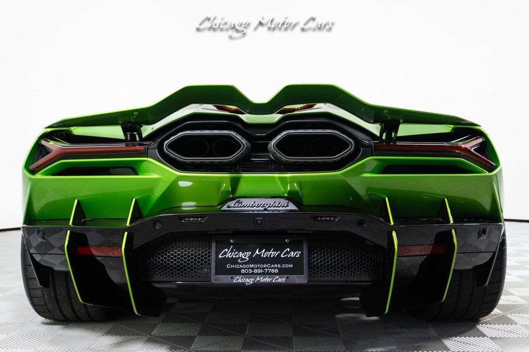 2024 Lamborghini Revuelto
