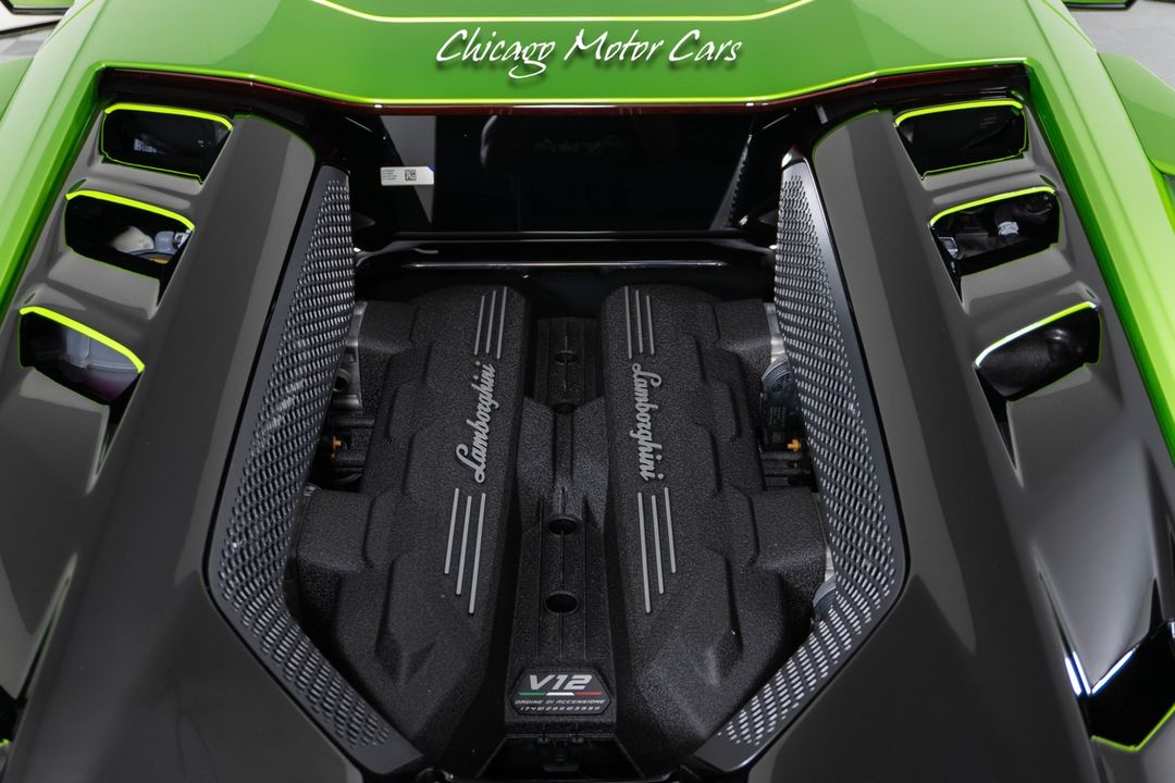 2024 Lamborghini Revuelto