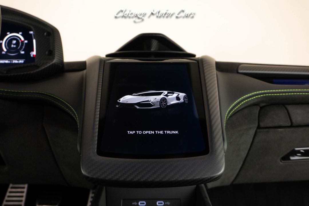 2024 Lamborghini Revuelto