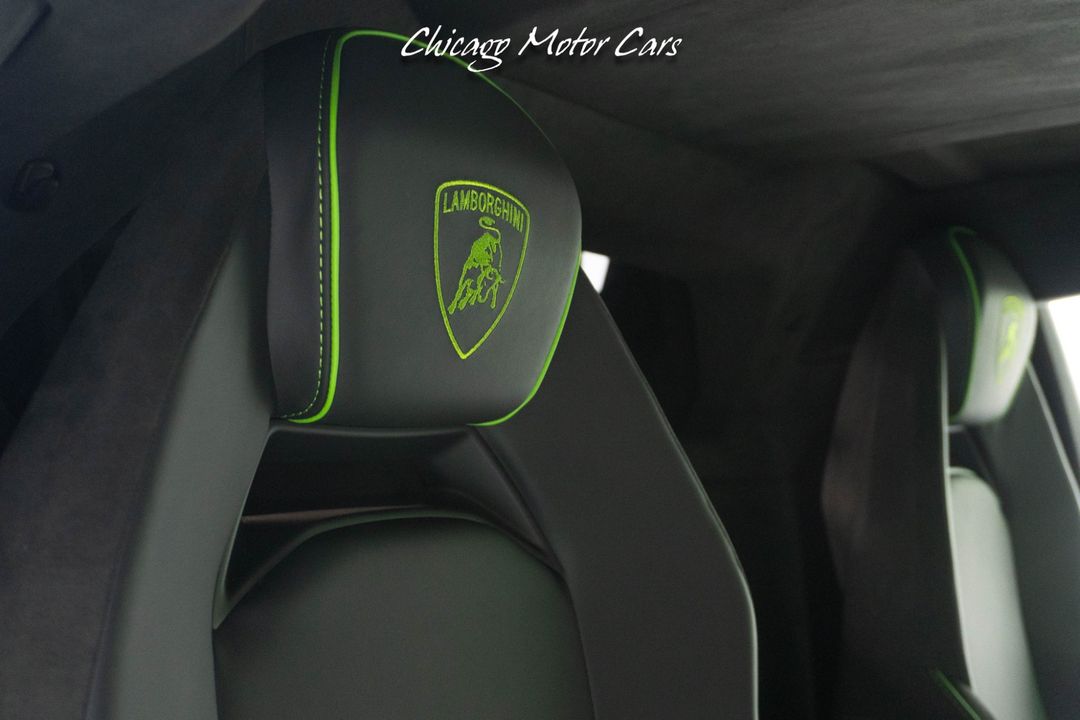 2024 Lamborghini Revuelto