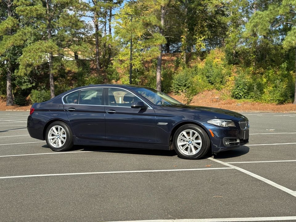 2016 BMW 5 Series 528i