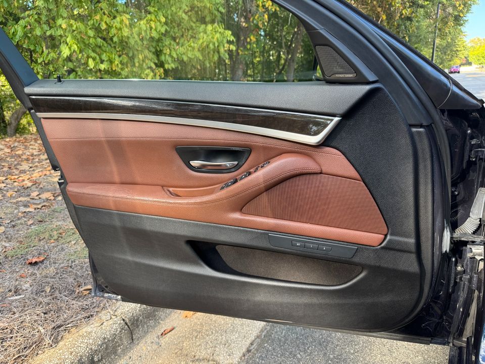 2016 BMW 5 Series 528i