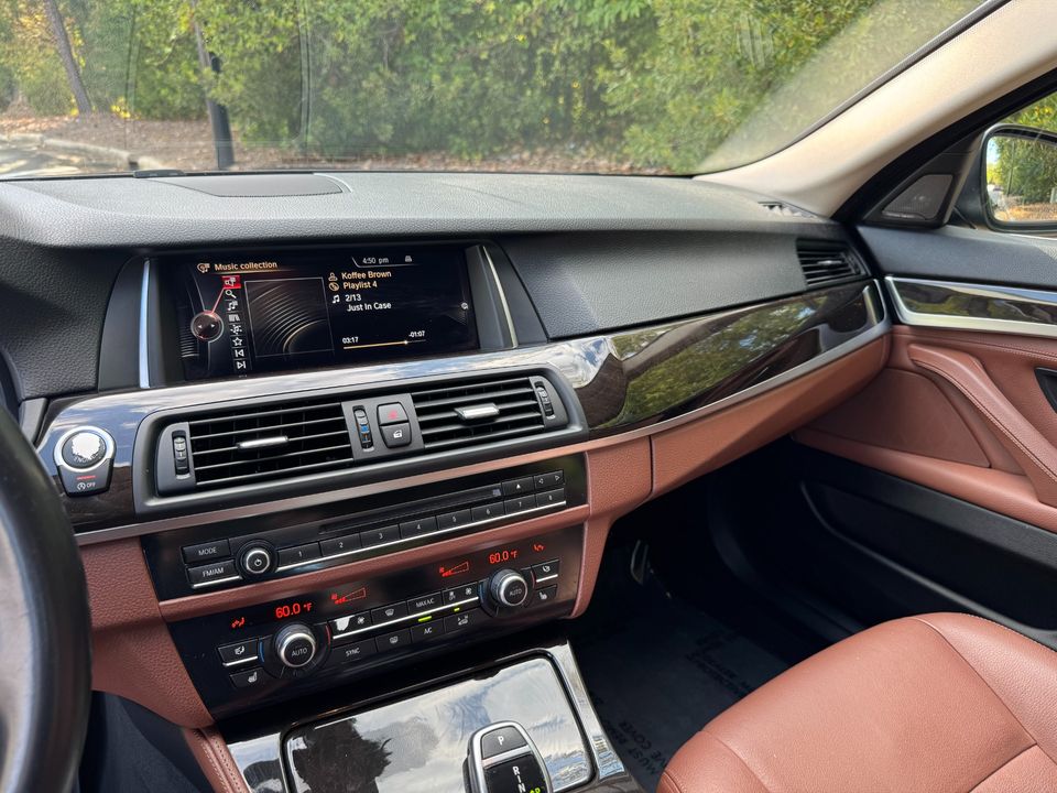 2016 BMW 5 Series 528i