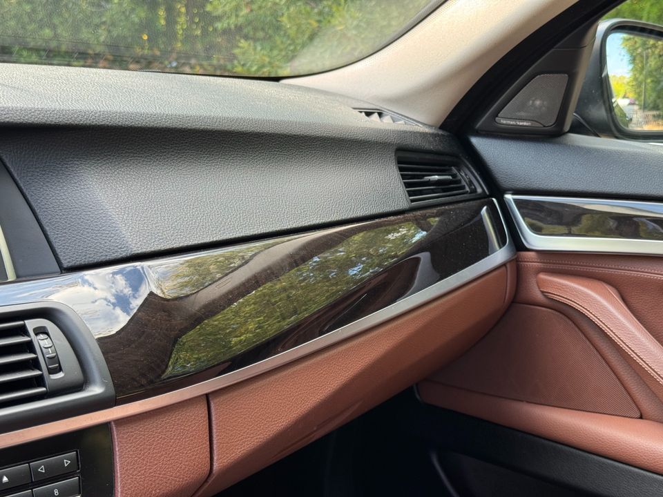 2016 BMW 5 Series 528i