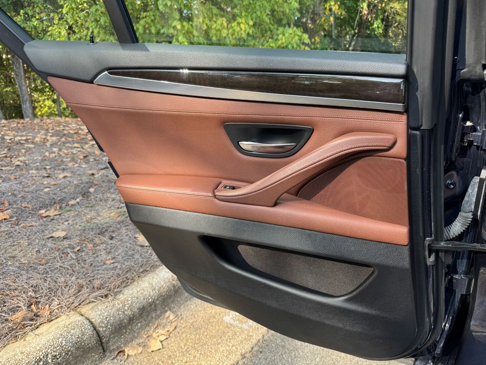 2016 BMW 5 Series 528i