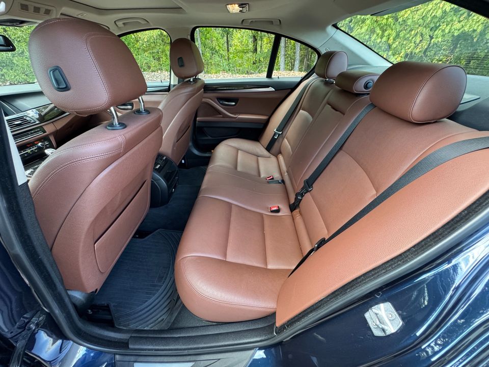 2016 BMW 5 Series 528i