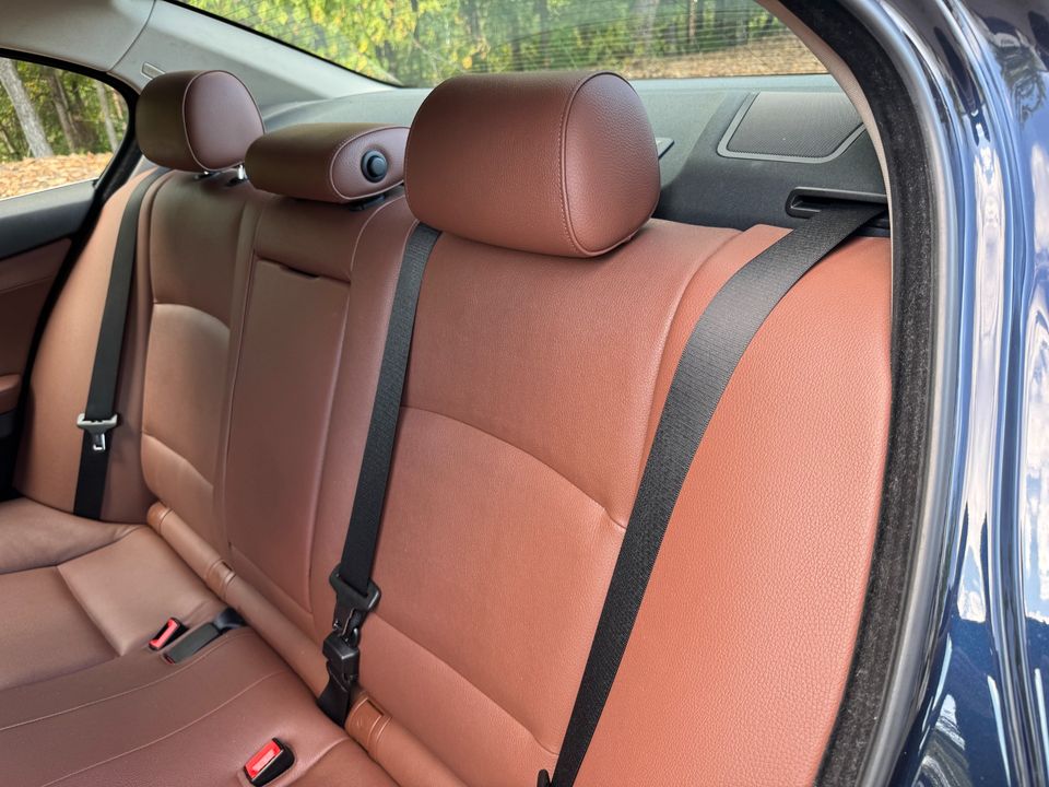 2016 BMW 5 Series 528i