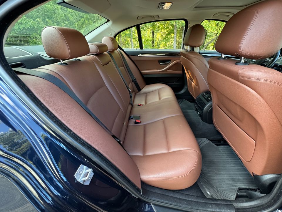 2016 BMW 5 Series 528i