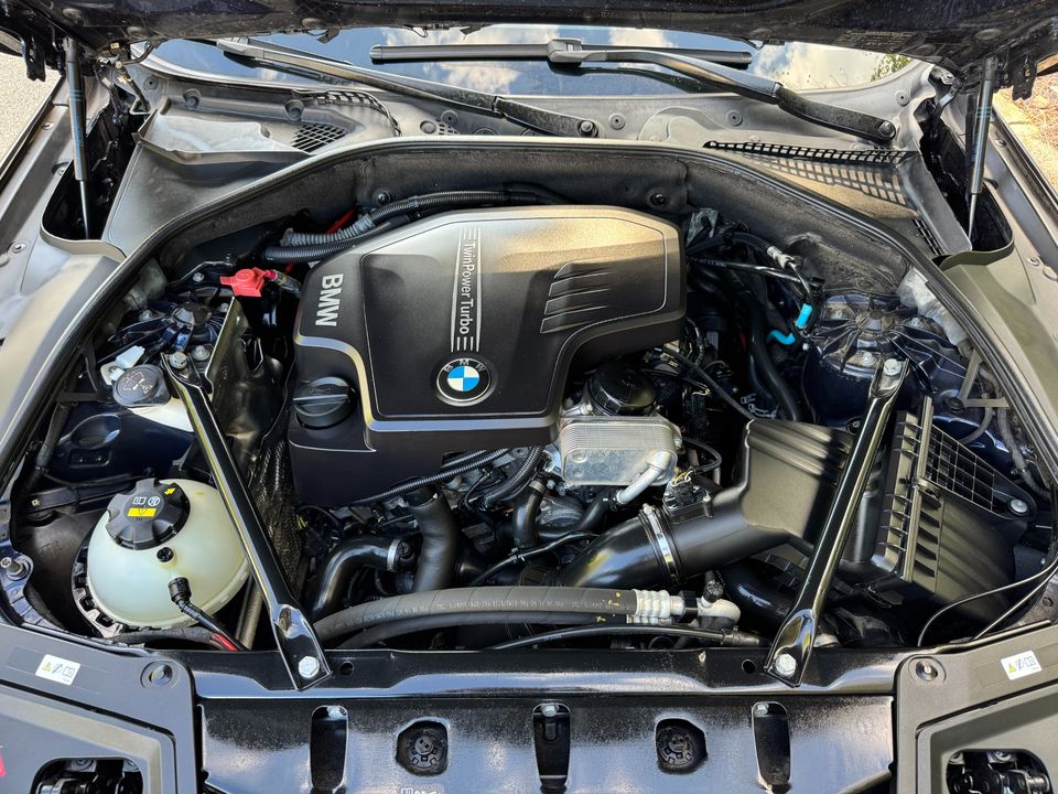 2016 BMW 5 Series 528i