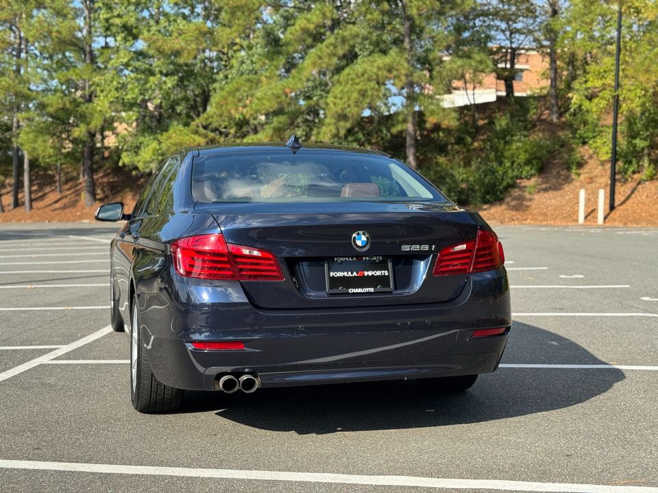 2016 BMW 5 Series 528i