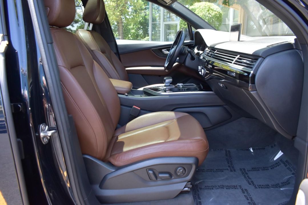 2017 Audi Q7 Premium Plus Pkg, Driver Assistance Pkg, Vission Pkg, Warm Weather Pkg