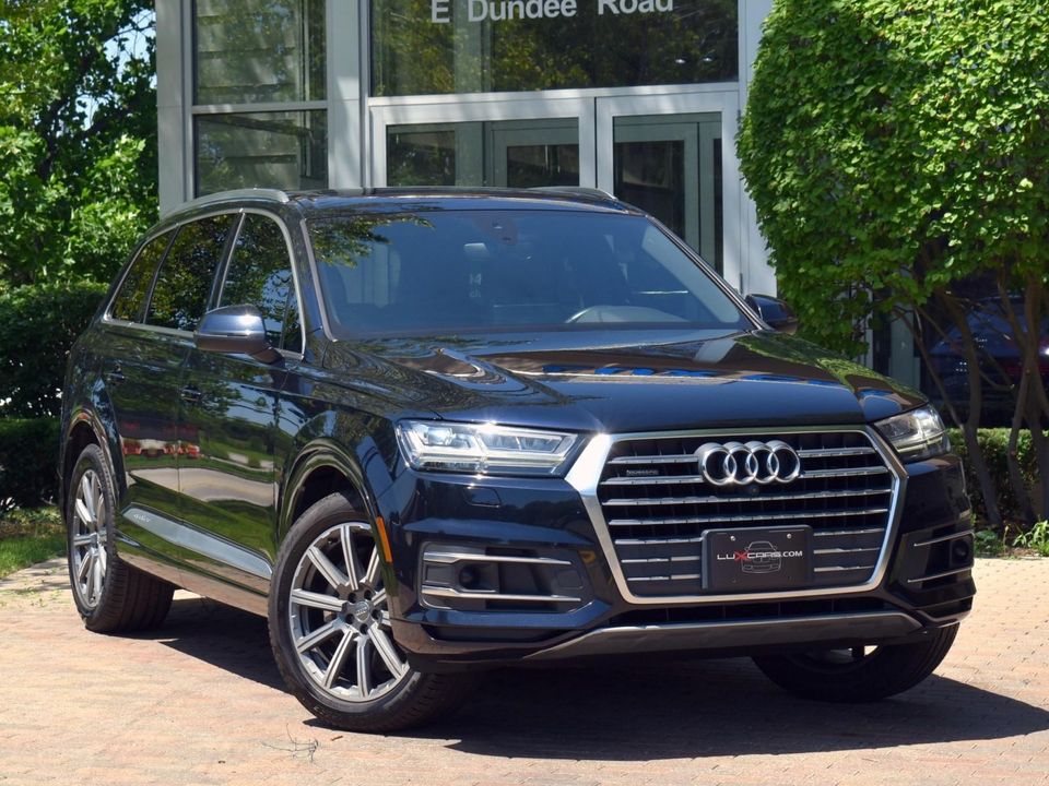 2017 Audi Q7 Premium Plus Pkg, Driver Assistance Pkg, Vission Pkg, Warm Weather Pkg