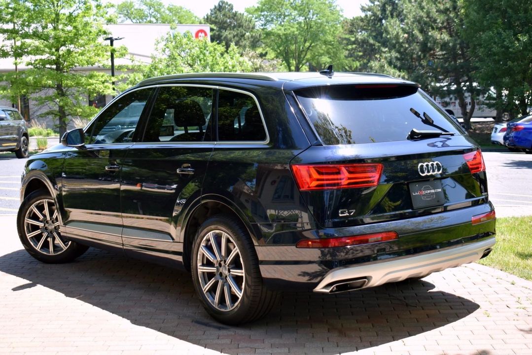 2017 Audi Q7 Premium Plus Pkg, Driver Assistance Pkg, Vission Pkg, Warm Weather Pkg