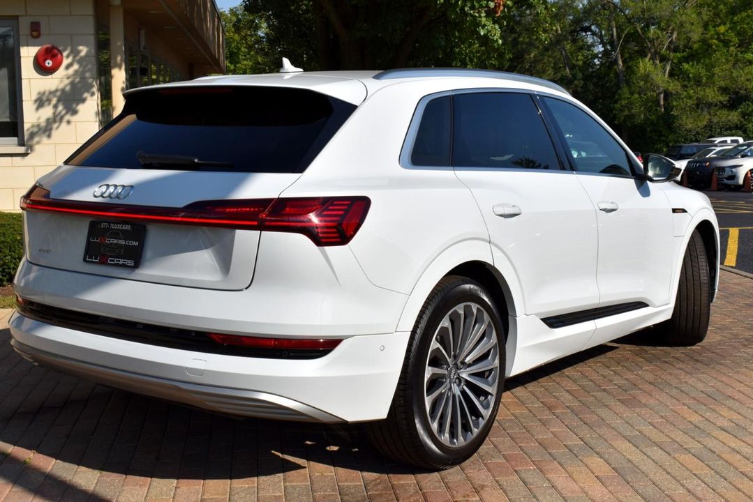 2019 Audi e-tron